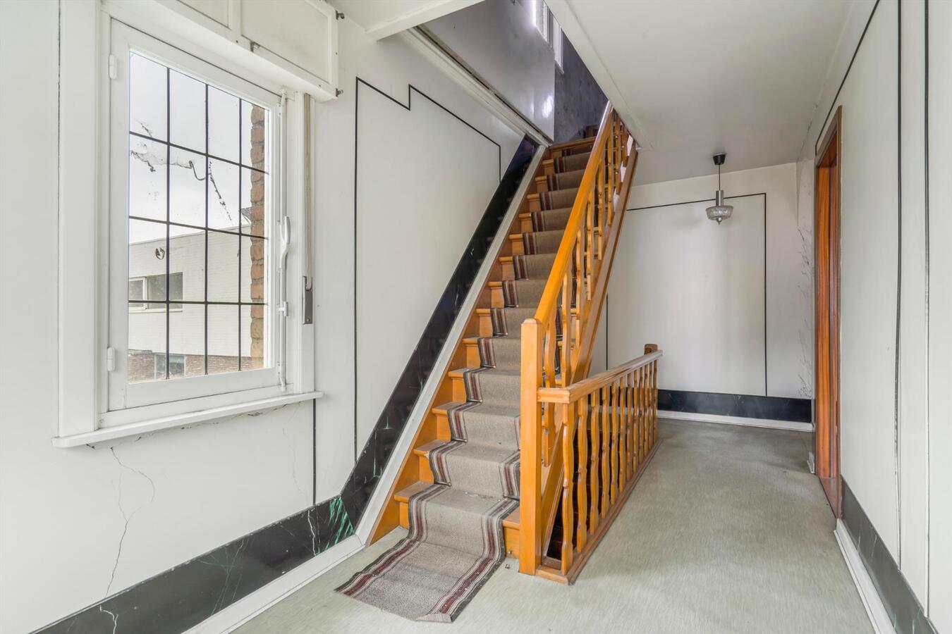 Rustige gelegen open bebouwing met bouwgrond op 1780 m² te Koekelare 