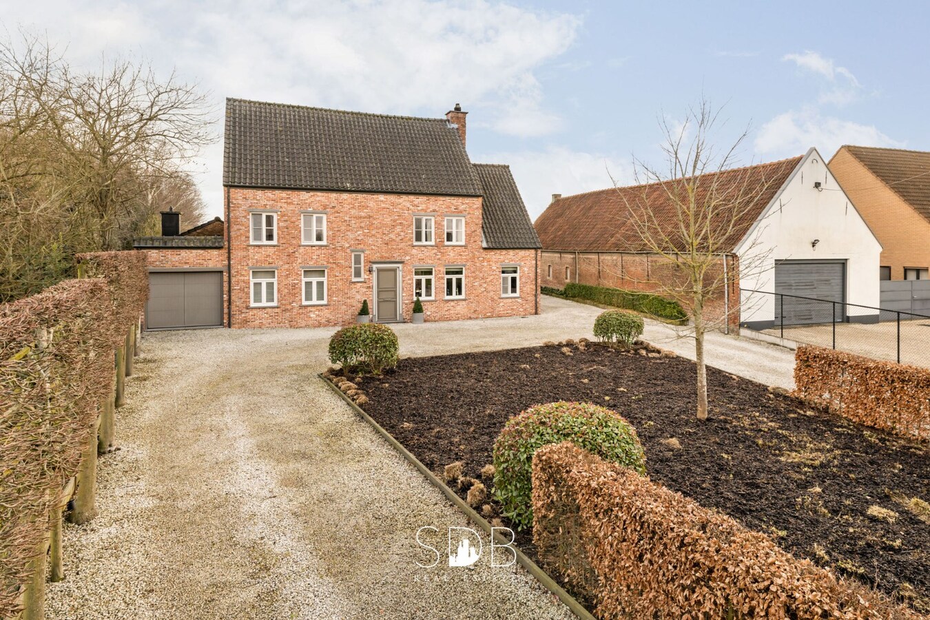 Prachtige landelijke woning met gezinstuin op 1.668m². 