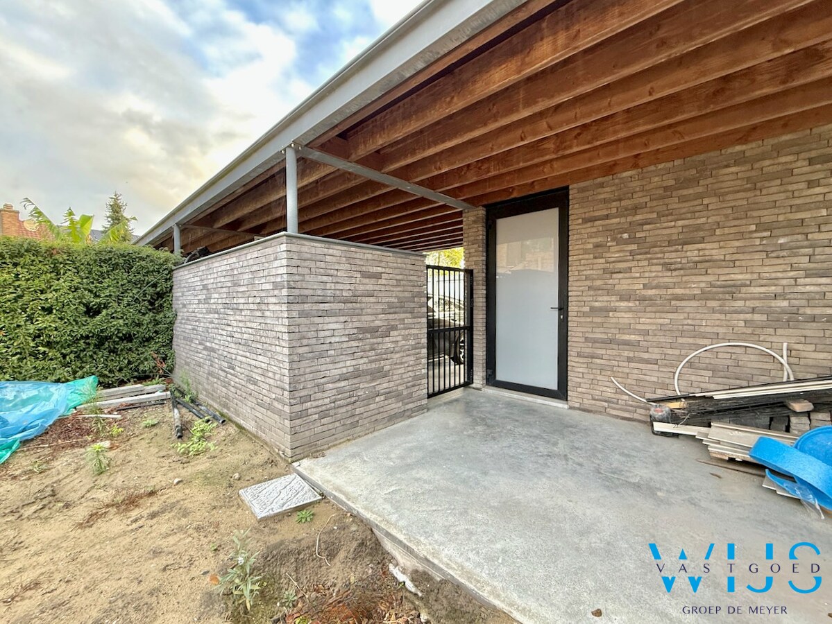 Nieuwbouw woning met 4 slaapkamers te Boekhoute ! 