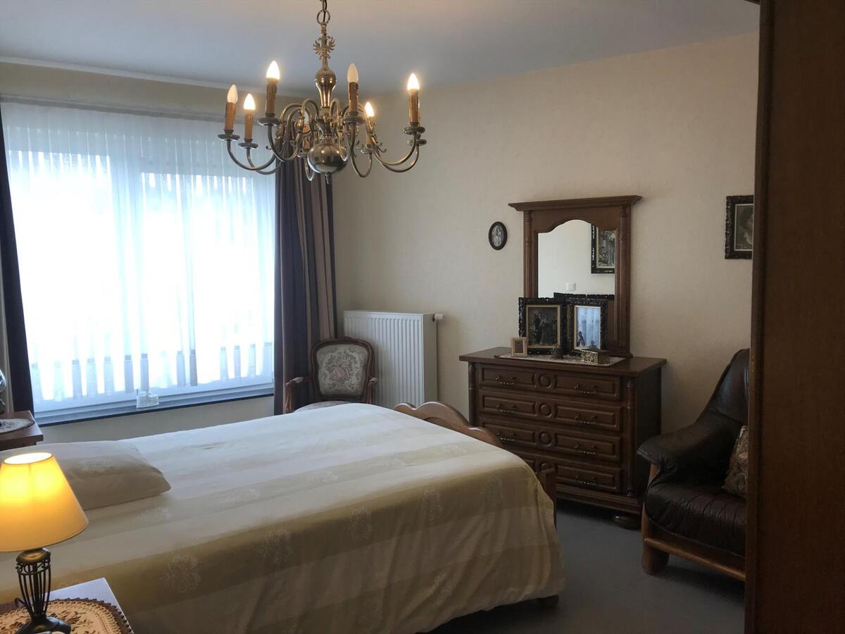 Ruim hoekappartement (115m²) met 2 slaapkamers 