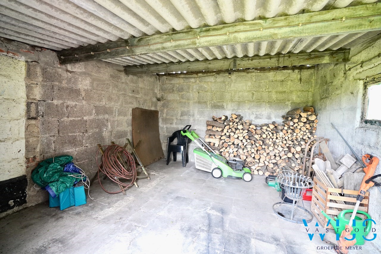 Landelijk gelegen woonhuis met 3 slaapkamers te Boekhoute! 