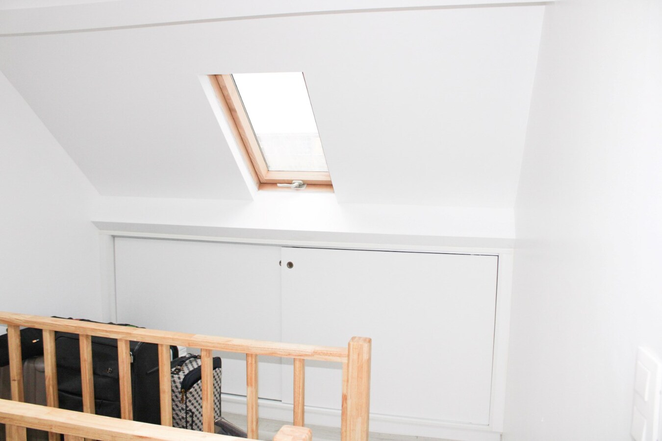 Instapklare woning in het hart van Sint-Niklaas met 5 slaapkamers en inpandige garage 