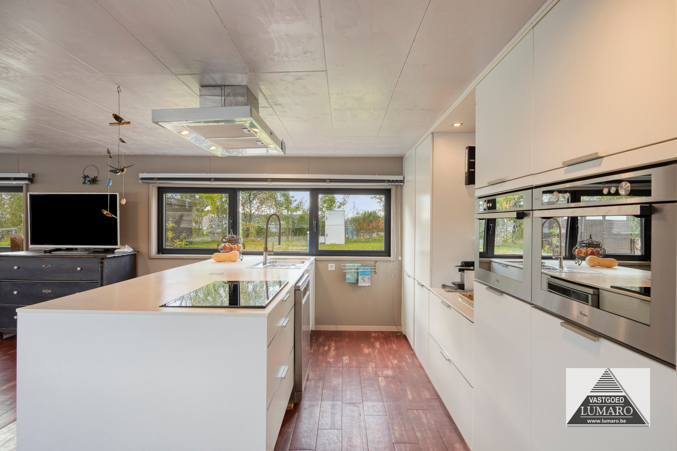 Adorabel Wonen op het Water (met domicilie) - vlakbij Maasmechelen Village 