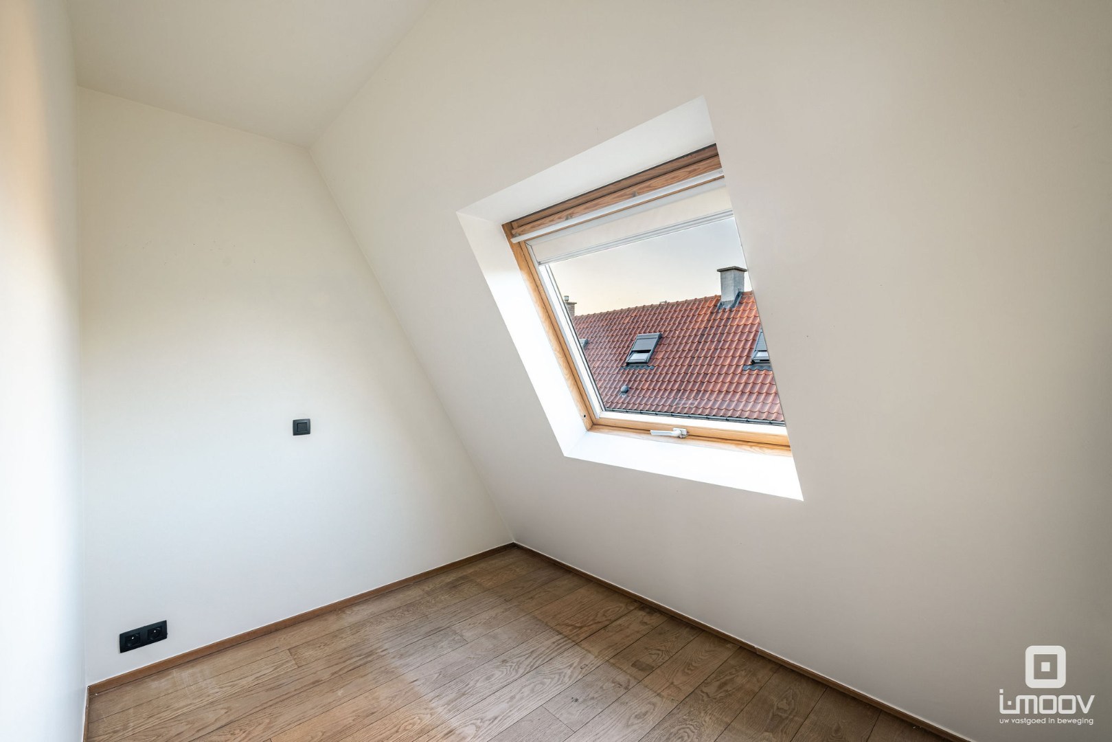 Charmant tweeslaapkamer appartement met terras in rustig woonerf 