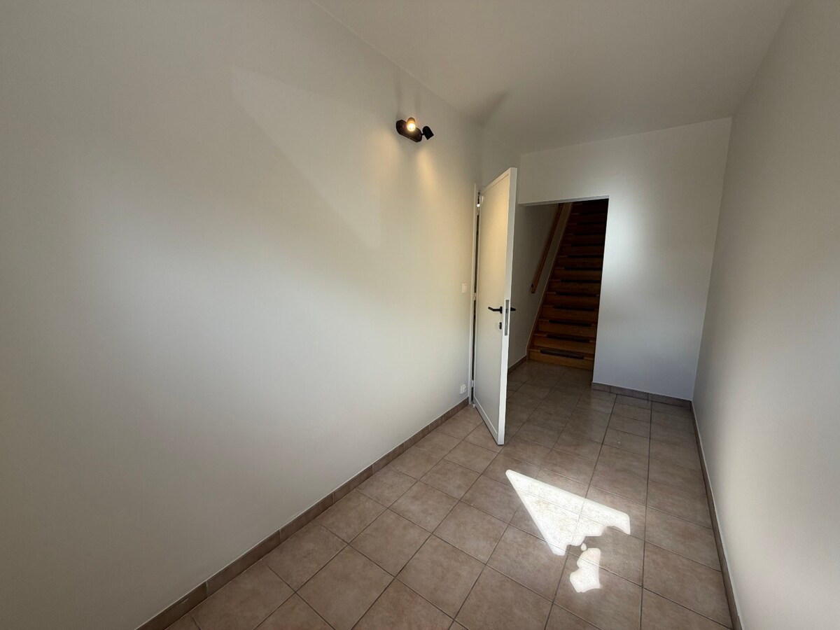 Ruim 3-slpk-appartement mét terras te Gavere-Asper 