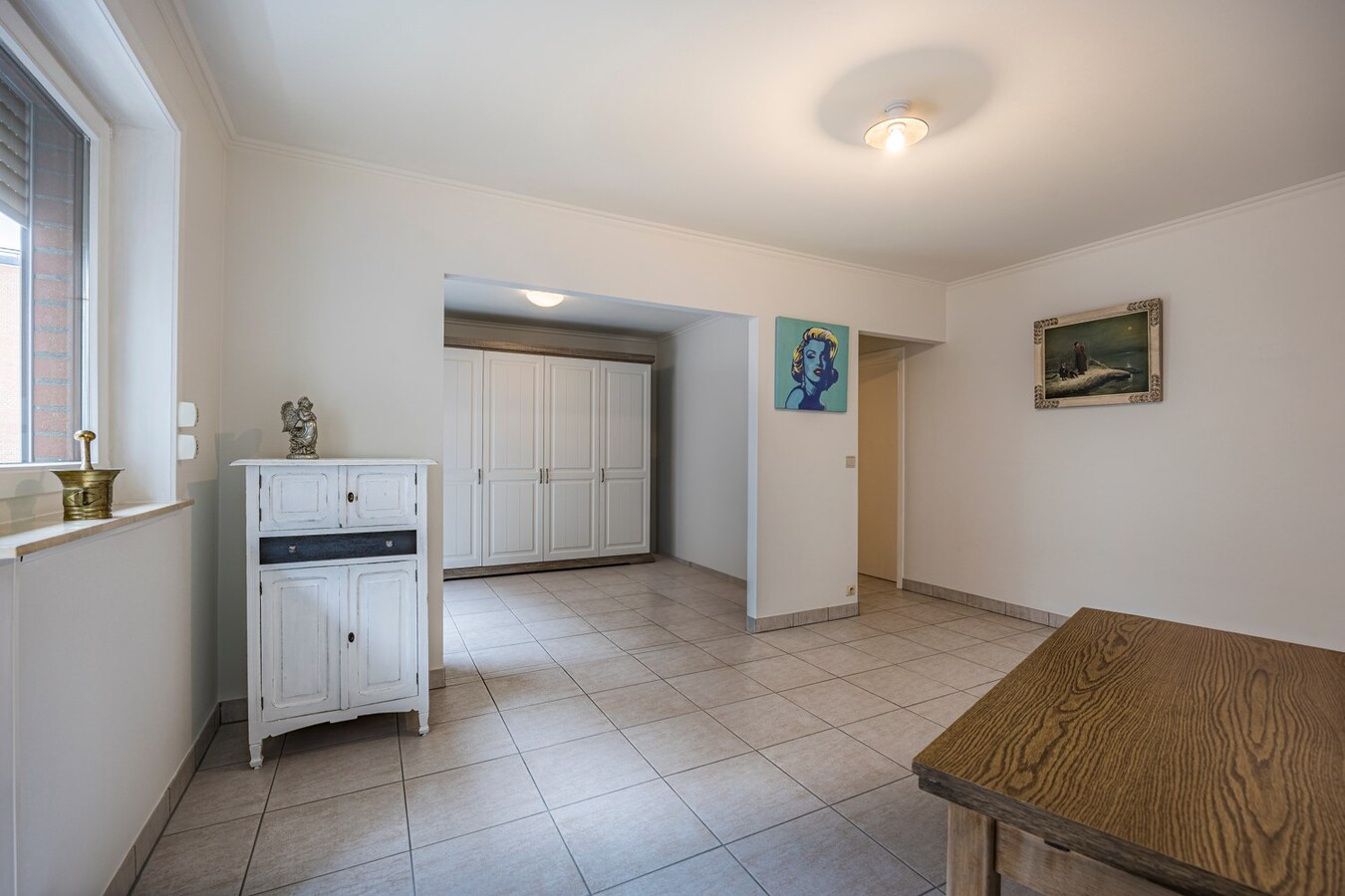 Zeer ruim appartement op topligging te Heist 