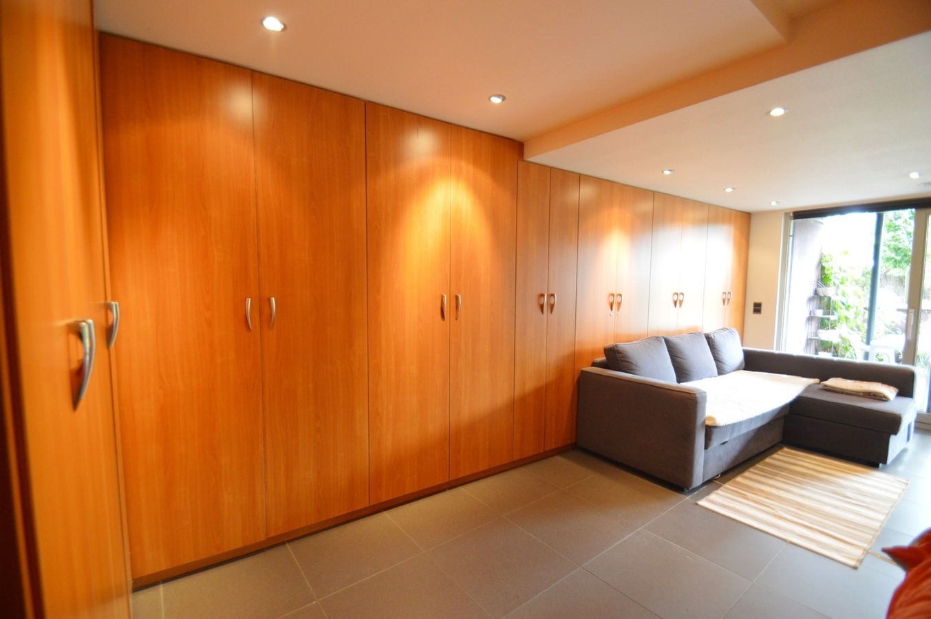 Knappe gezinswoning met mogelijkheid tot vrij beroep - Heist 