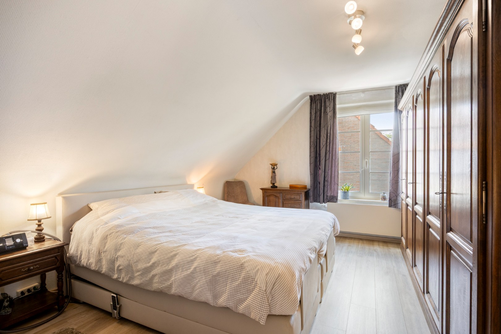 Open bebouwing met prachtige tuin en 4 ruime slaapkamers, garage, tuin en terras in Bierbeek – EPC 272kWh/m² 