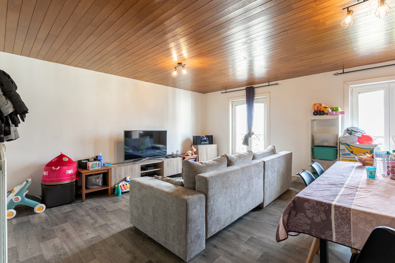 Opbrengsteigendom te koop met 3 app (+-90m²) 