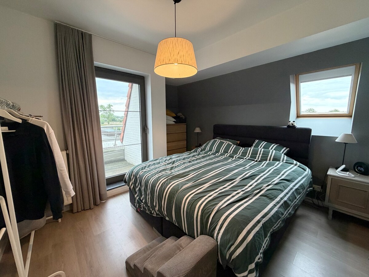 Luxueus dakappartement te Asper. 