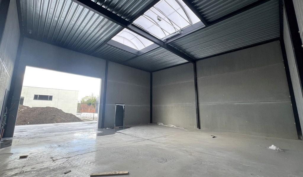 Opbrengsteigendom - kmo-unit te koop in Pantserschipstraat Gent