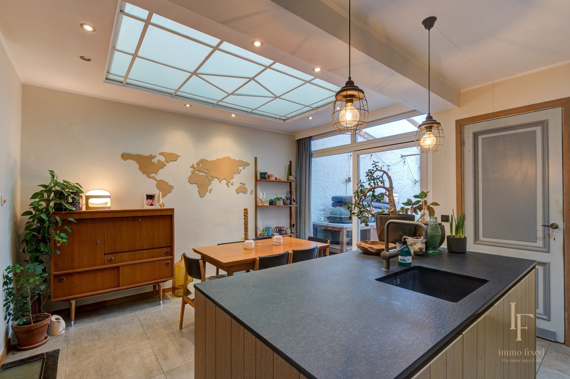 Droomhuis gevonden! Dit prachtige herenhuis in Merksem wacht op jou! 