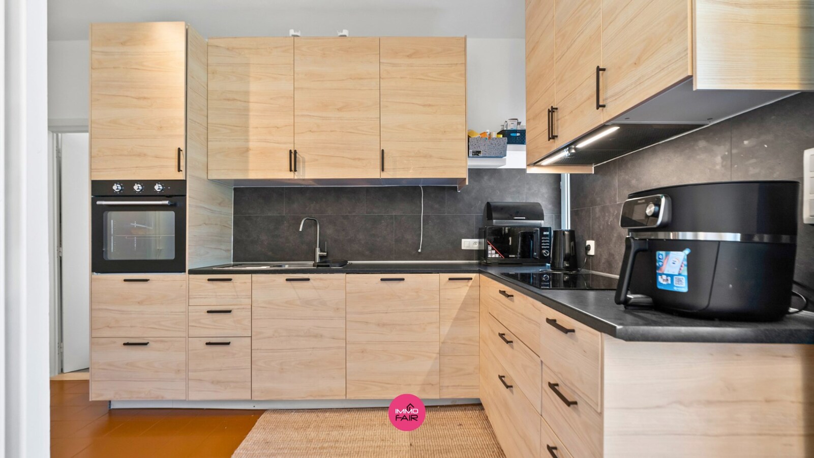 Instapklaar, gelijkvloers appartement met 2 slaapkamers 