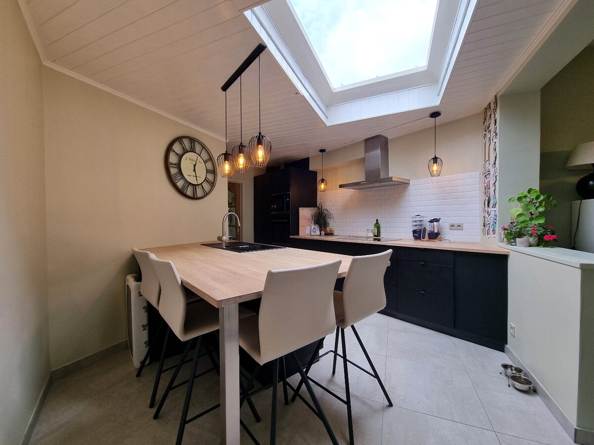 Toffe woning met zeer diepe tuin (467m²) te Koolkerke 