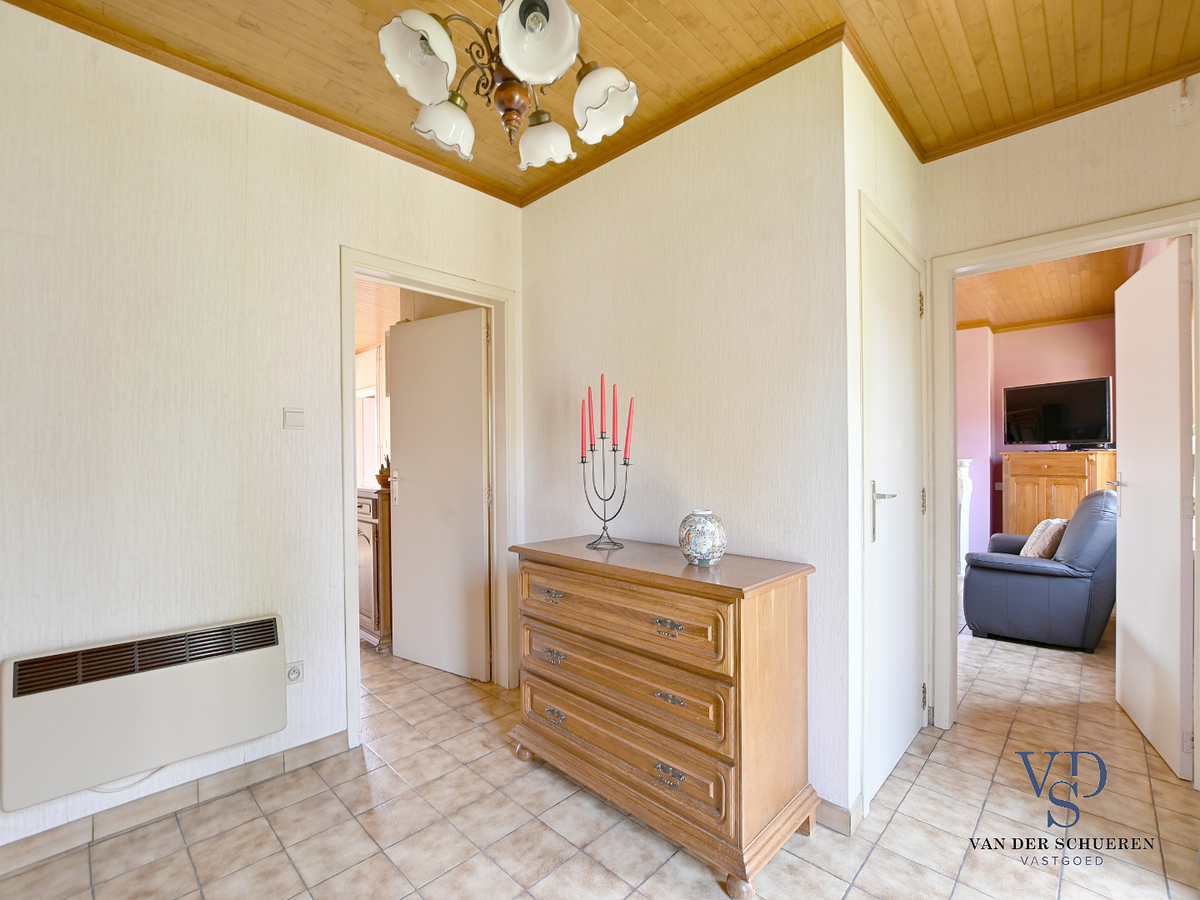 Bungalowwoning met mogelijkheden op een uniek perceel te Dikkelvenne. 