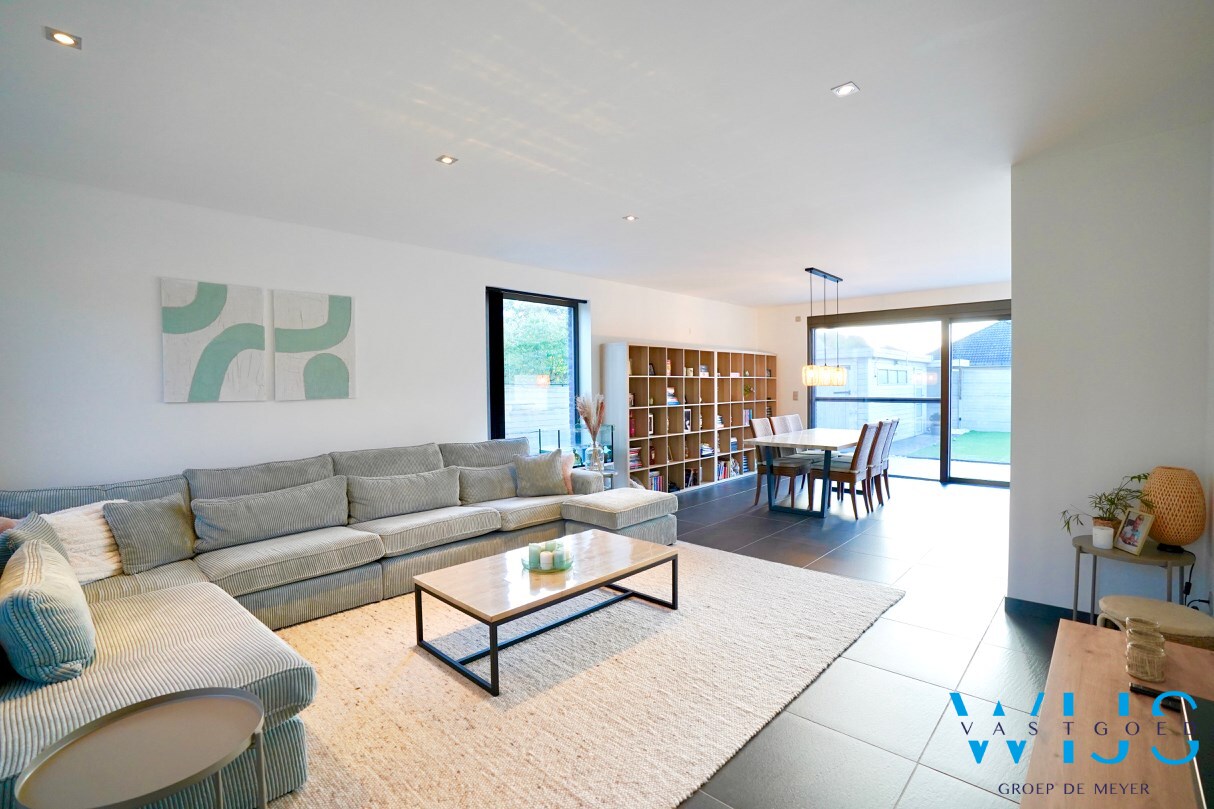 Prachtige en enorm ruime nieuwbouwwoning te Zelzate ! 