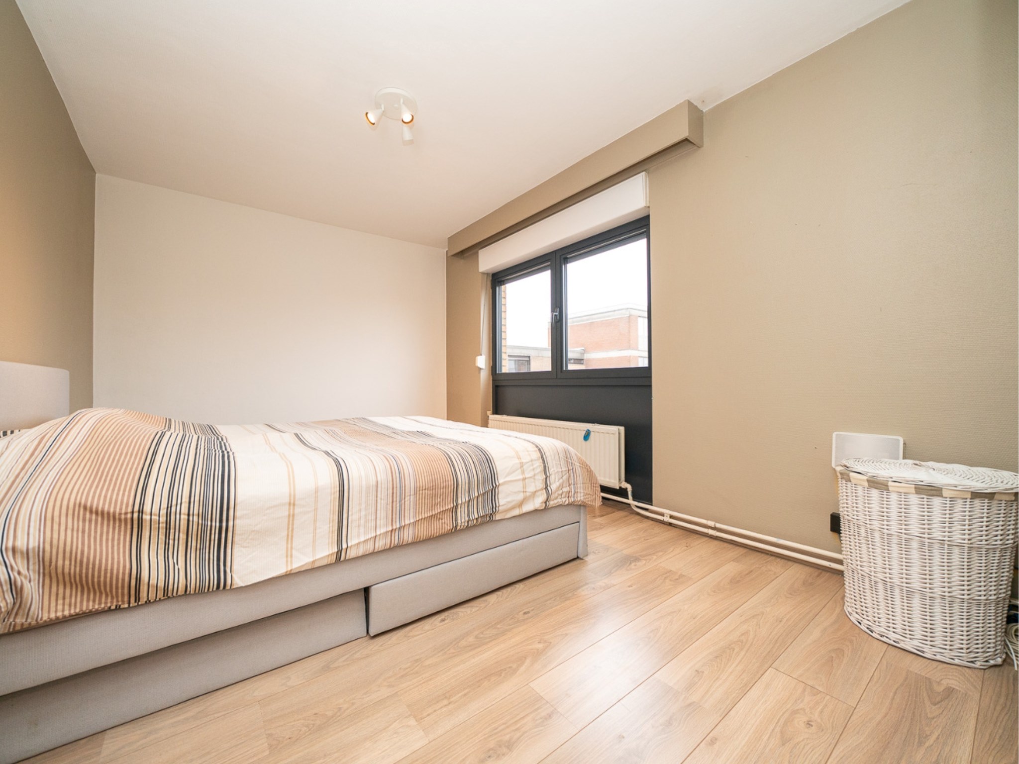 Instapklare woning met 3 kamers, terras en tuin 