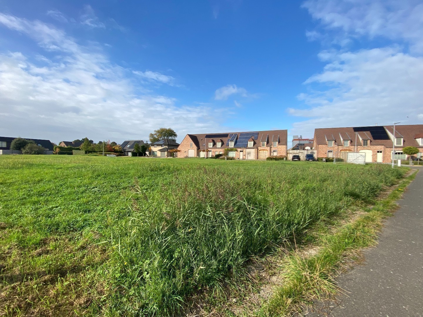 Nieuw te ontwikkelen verkaveling in een groene, centrale omgeving te Waregem! 