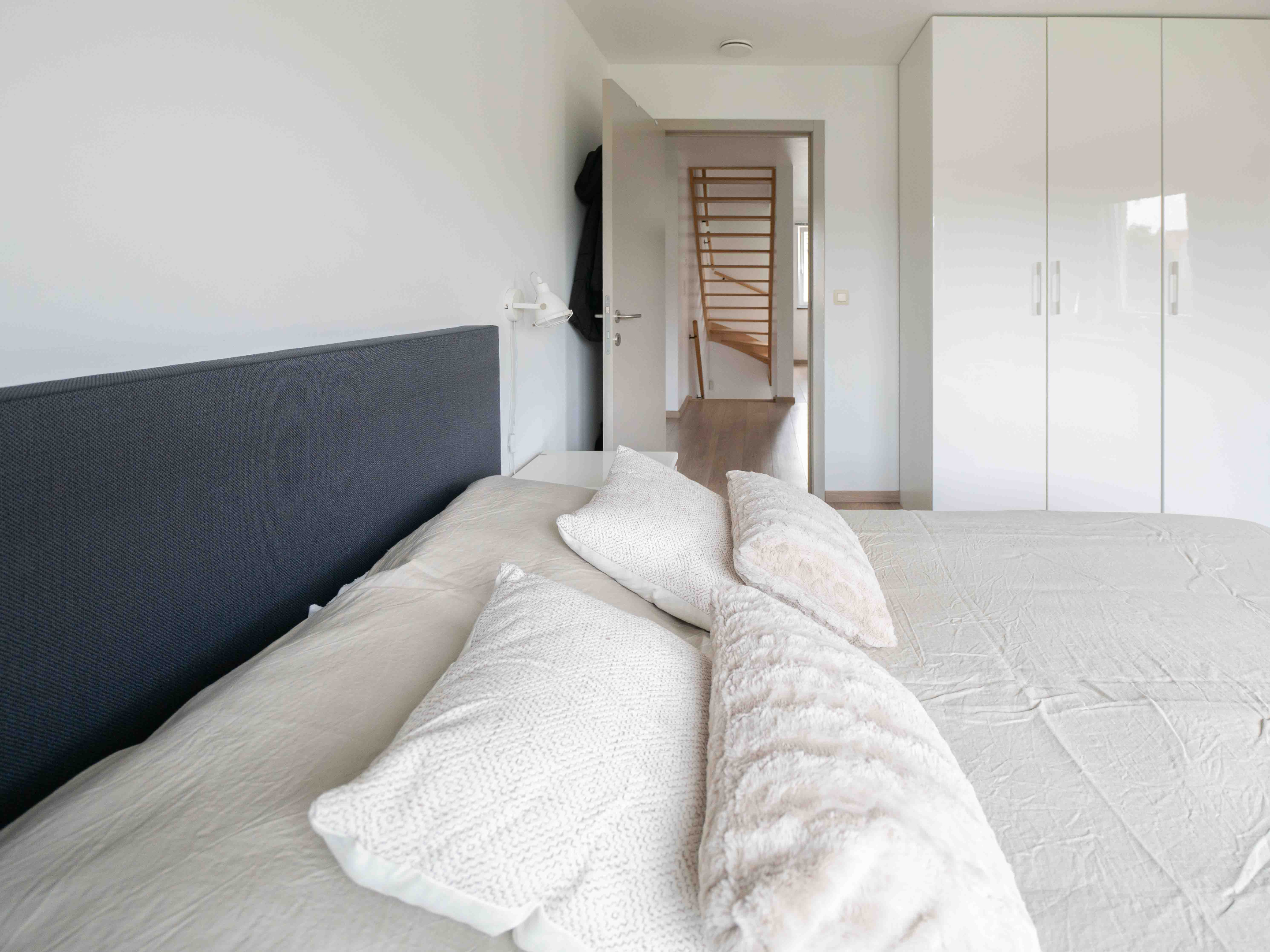 Recente woning met 7 kamers, 2 badkamers, garage en tuin 