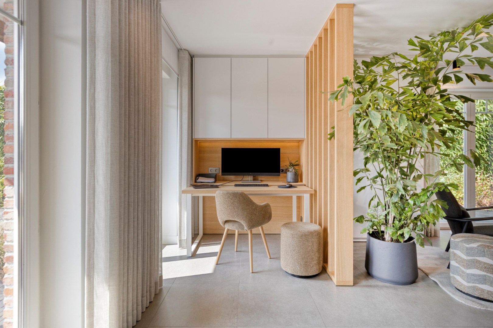 Exclusieve en energiezuinige villa met 5 slpk. in Geel 