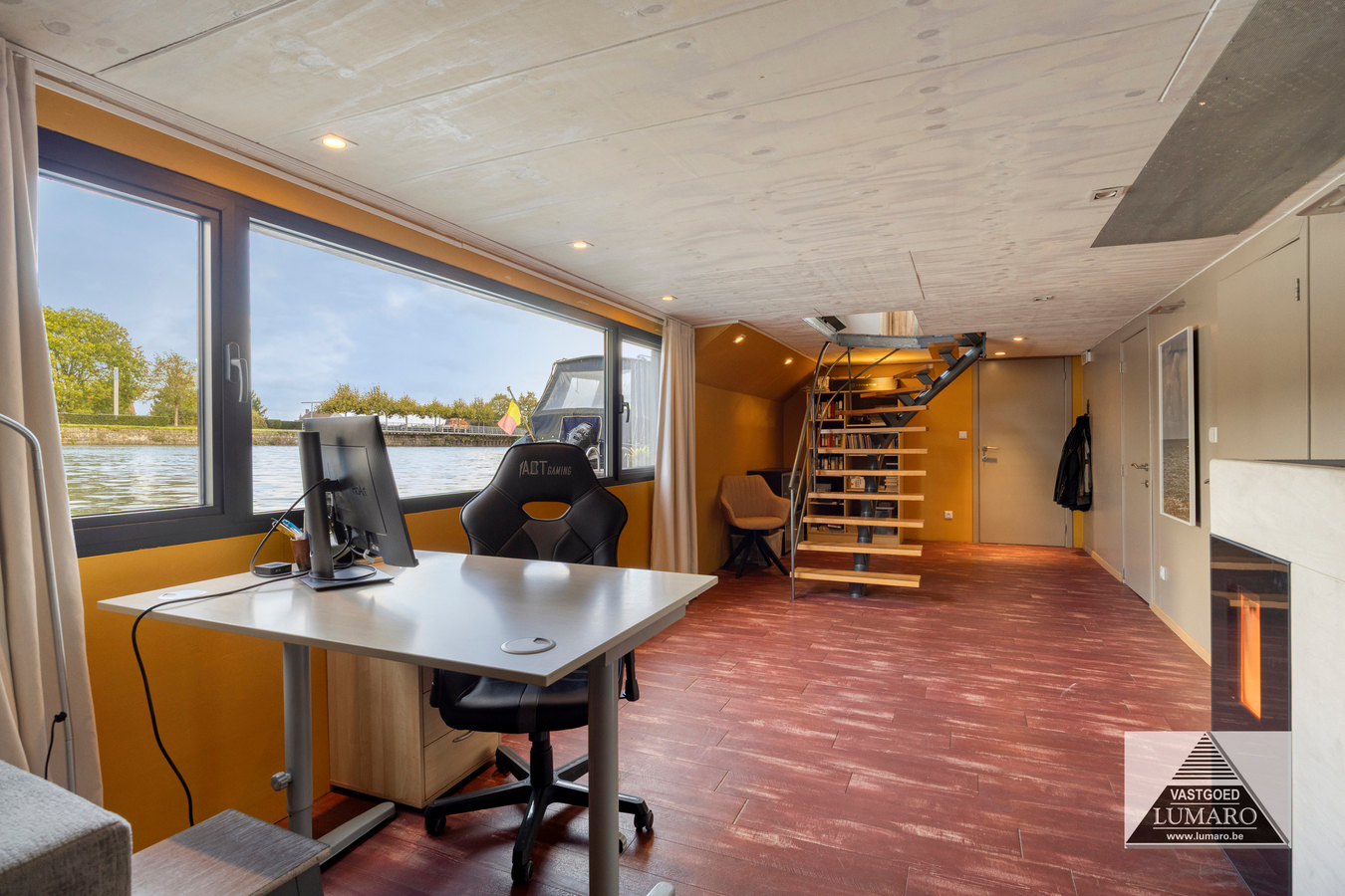 Adorabel Wonen op het Water (met domicilie) - vlakbij Maasmechelen Village 