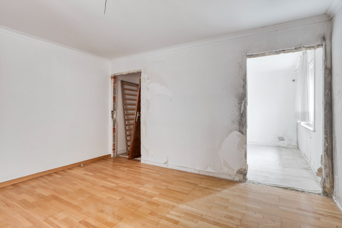 VILLA  met tuin, terras en garage in Zoutleeuw 