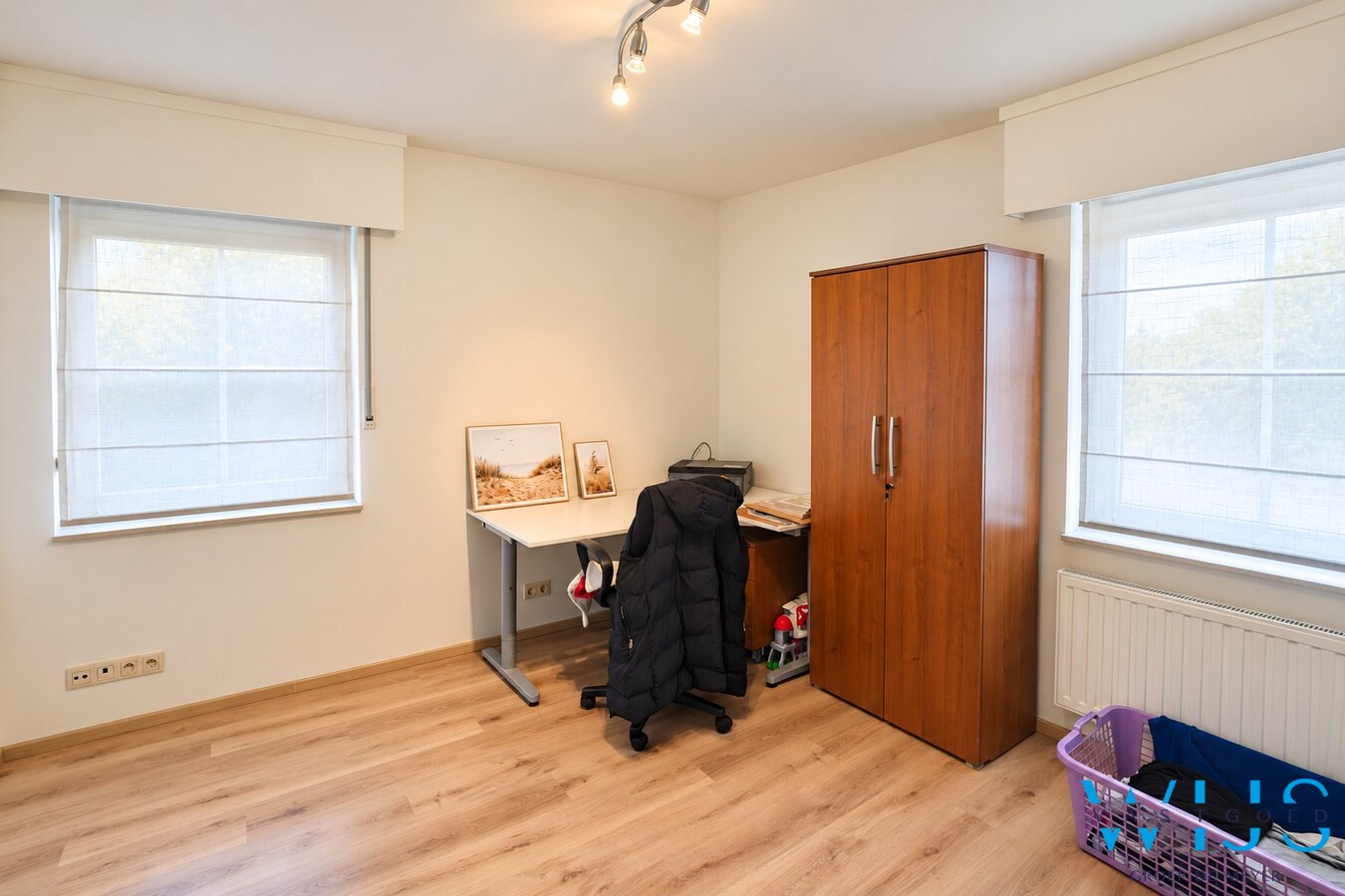 Ruime halfopen bebouwing met vier slaapkamers in Ertvelde 
