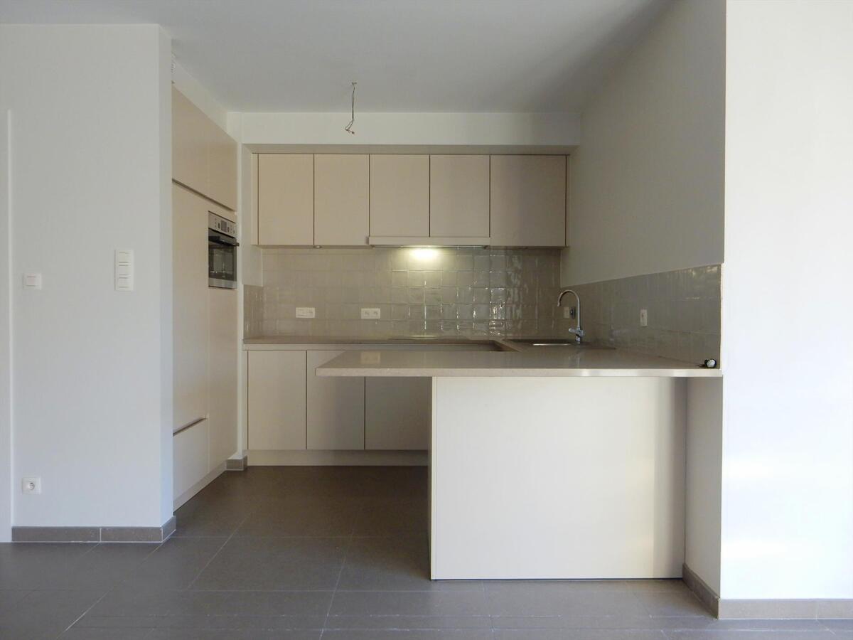 Modern gelijkvloers appartement met 2 slaapkamers 