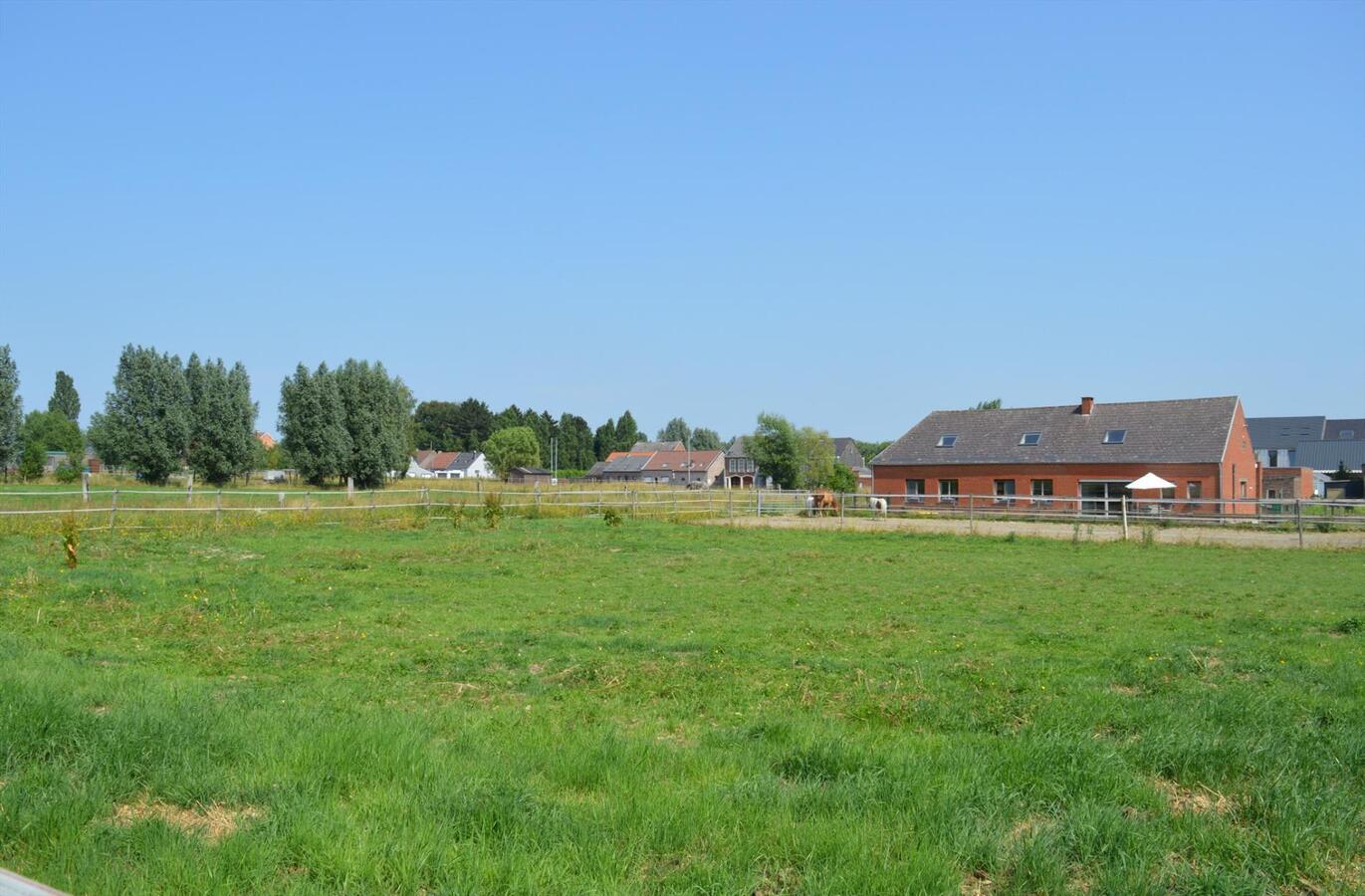 Gerenoveerde woning op ca. 6500m² te Buggenhout 