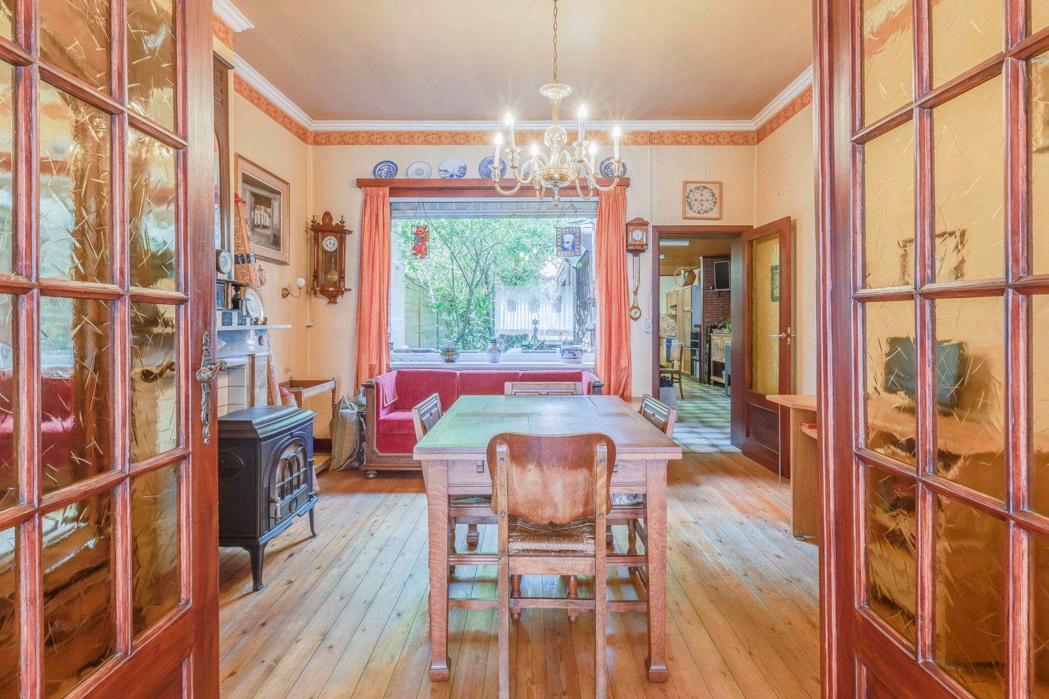 Klassevolle interbellum woning te Gentbrugge 