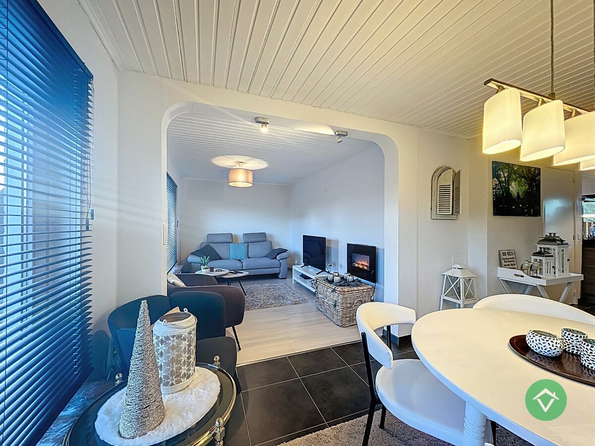 Woning met 2 slaapkamers en garage te Koekelare 