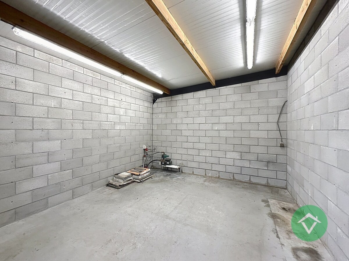 Handelspand met woonst op topligging in Gistel 