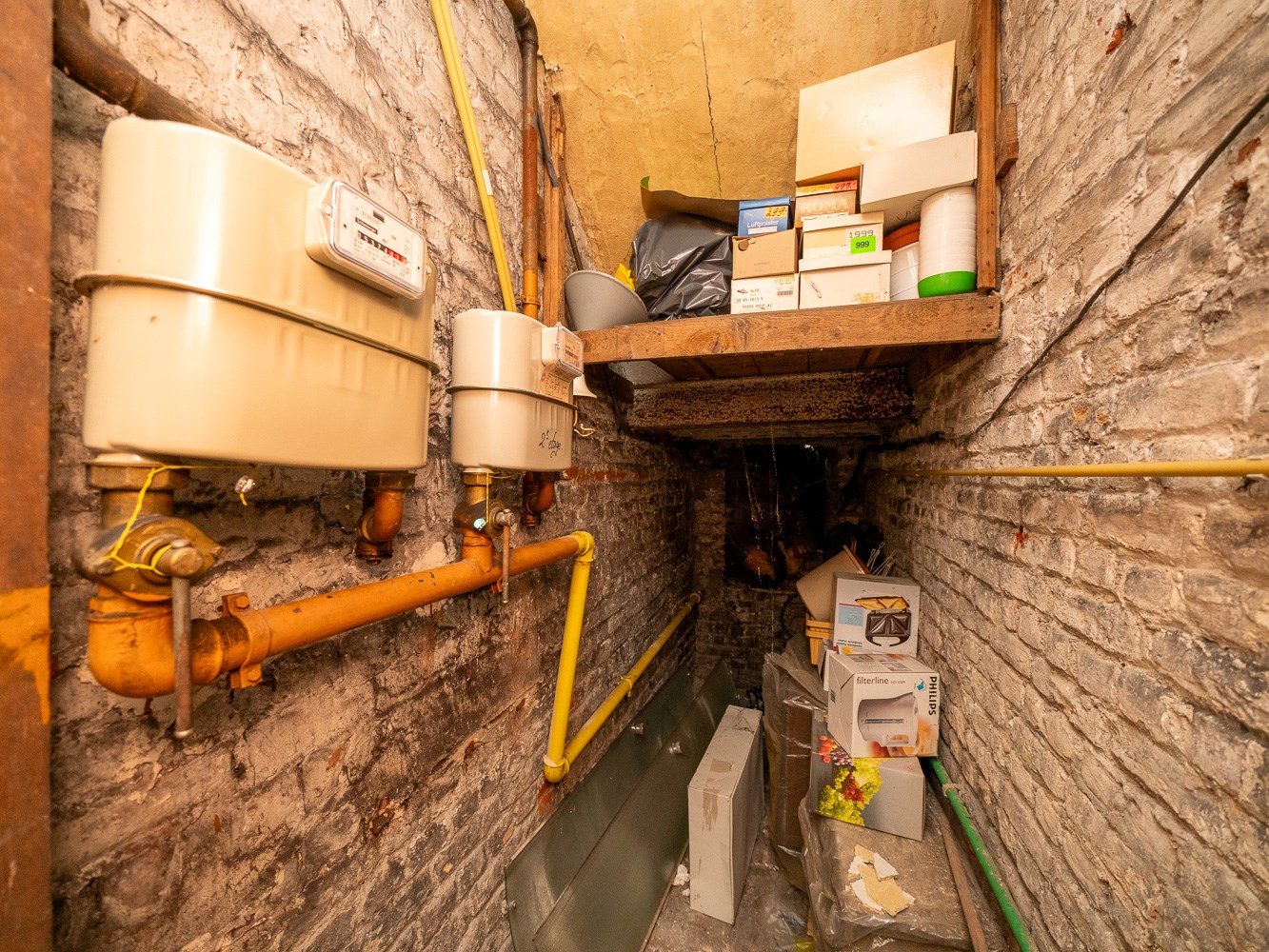 Opbrengstwoning met 4 units op zeer gunstige locatie 