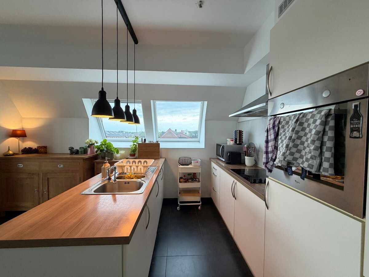 Luxueus dakappartement te Asper. 