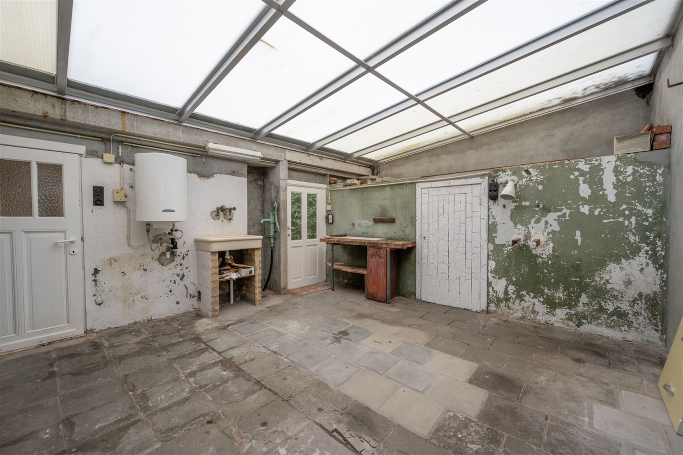 Te renoveren gezinswoning vlakbij het strand - Heist 