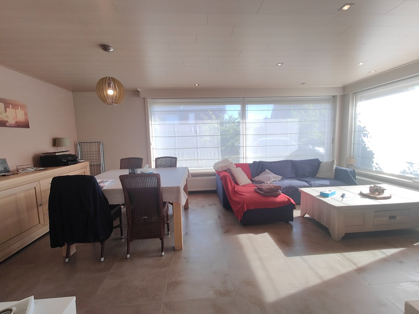 Charmante woning te huur op toplocatie vlakbij het centrum van Ardooie. 