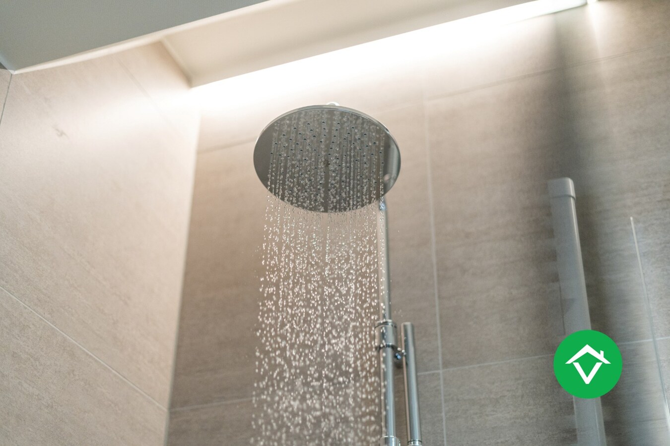 Instapklaar appartement met 2 slaapkamers en volledig ingerichte zolder te Koekelare 