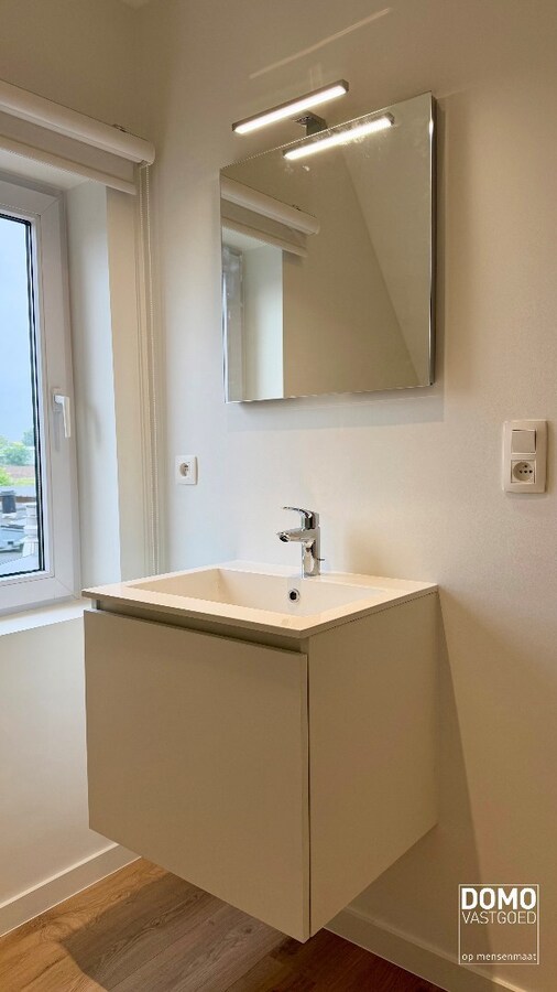 Instapklare moderne gezinswoning met zuidgerichte tuin en knappe afwerking in Hasselt 