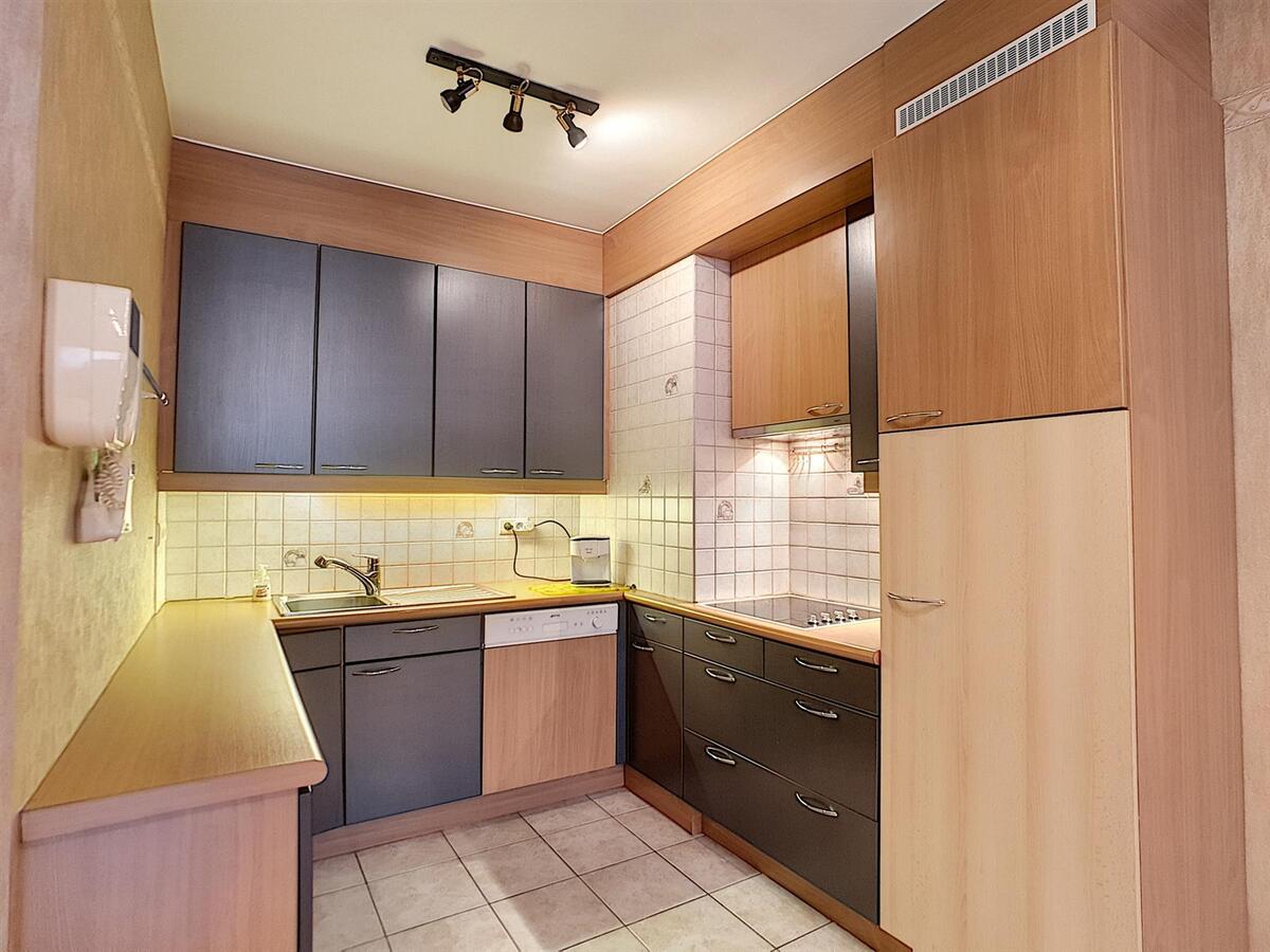 Duplex appartement met drie slaapkamers en garage op een rustige, doch centrale ligging - Heist 