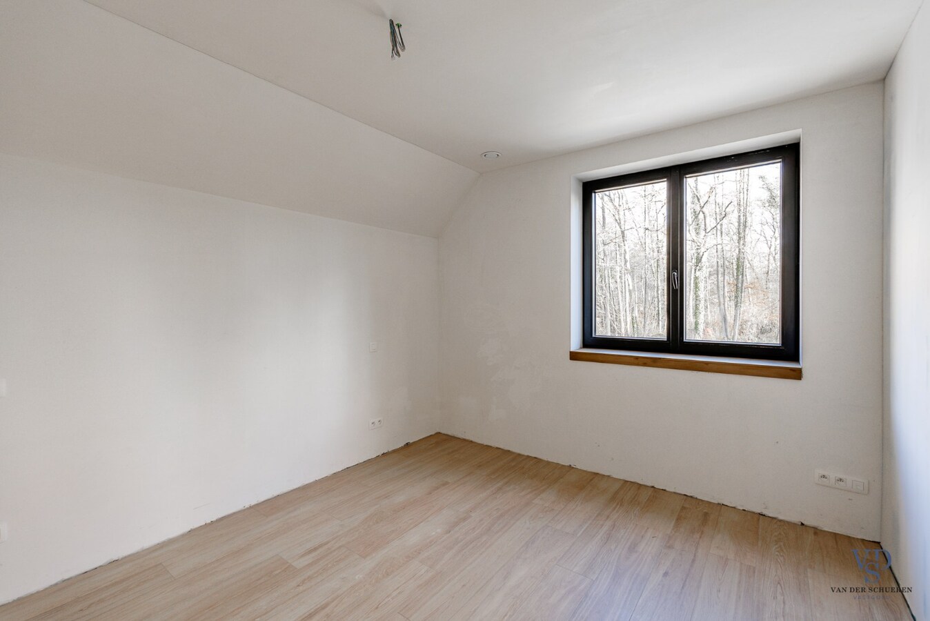 Landelijke nieuwbouwwoning in hartje Dikkelvenne 