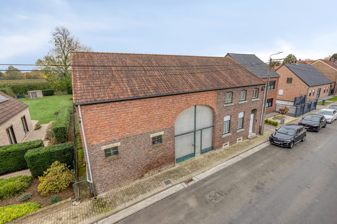 Prachtig gerenoveerde HOEVE te Landen (Neerwinden) 