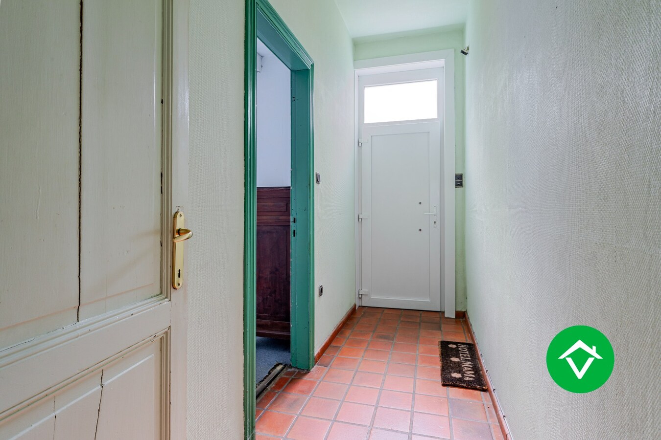 Ruime halfopen bebouwing met 4 slaapkamers en ruime tuin! 