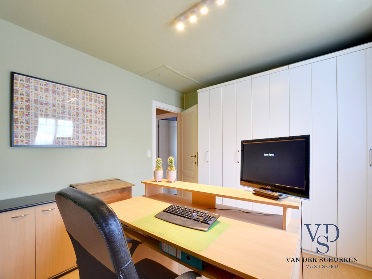 Ruime, tijdloze villa. Uitstekende ligging. 