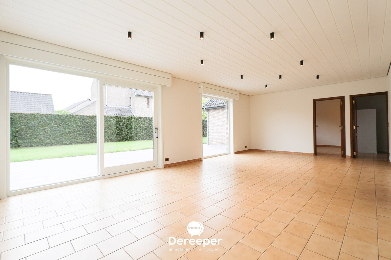 Alleenstaande villa met grote tuin op een top ligging in Sint-Andries 