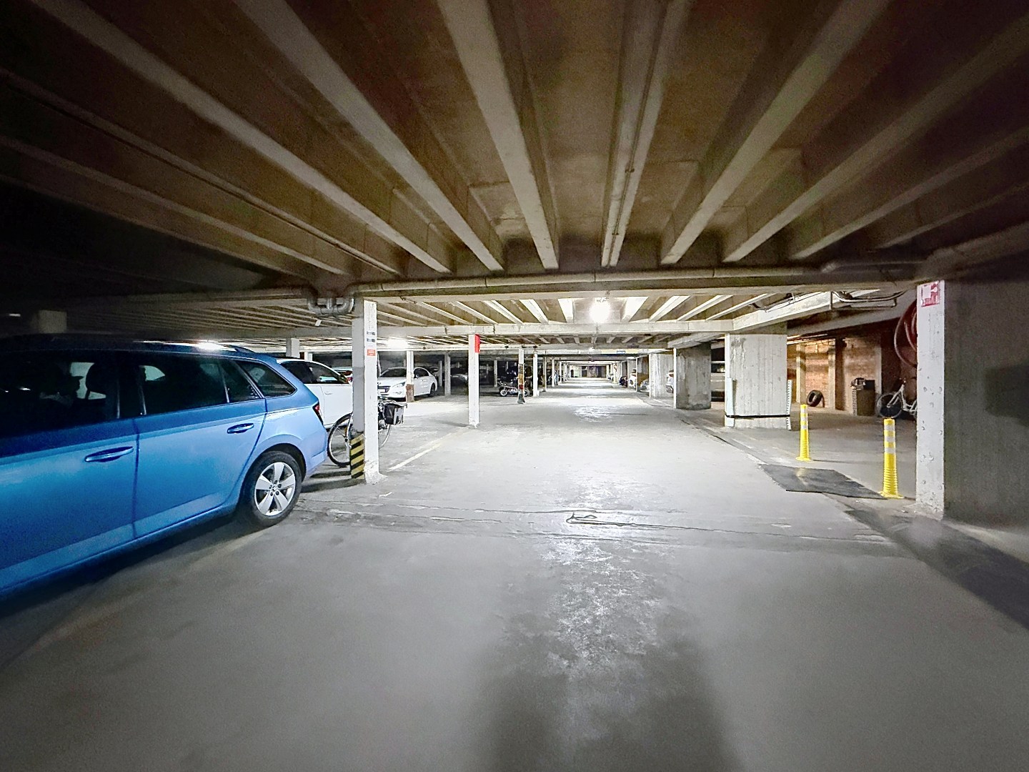 Fantastisch appartement op de 10de verdieping met adembenemend uitzicht en westgericht terras 