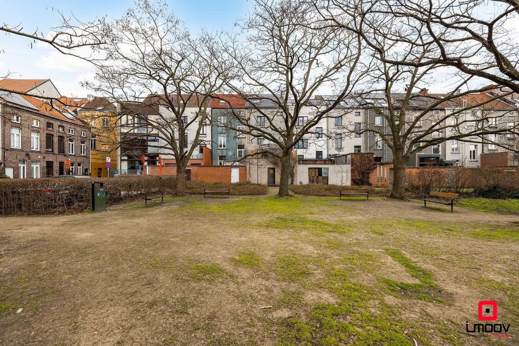 Bel-étage woning met 5 slaapkamers in Gent 