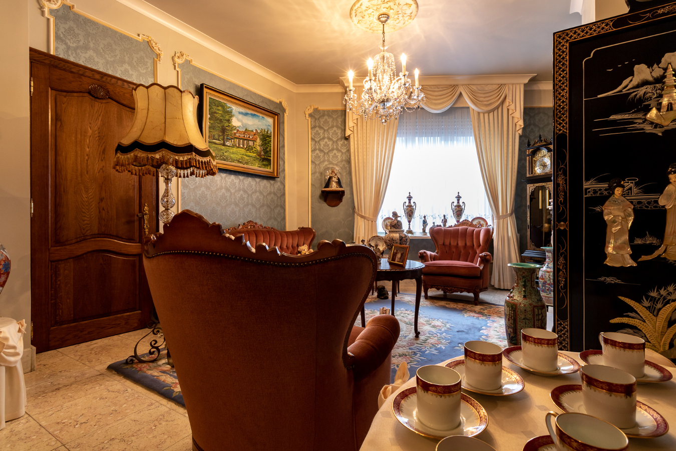 Statige woning met 3 slaapkamers en garage in centrum Roeselare 