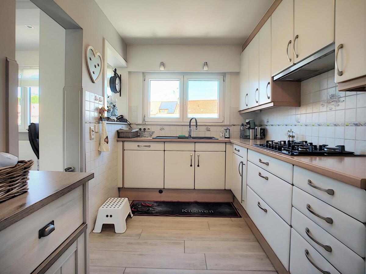 Volumineuze, gerenoveerde gezinswoning met tuin en garage - Zeebrugge 