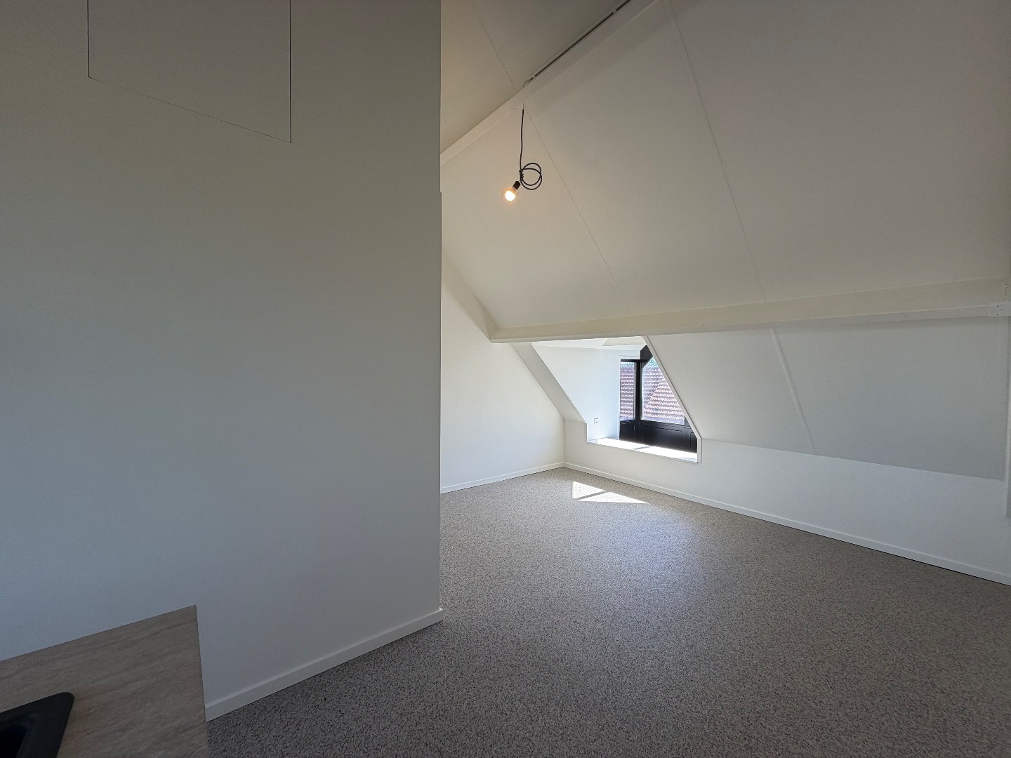Prachtig gerenoveerd éénslaapkamer appartement te huur in centrum Geel! 