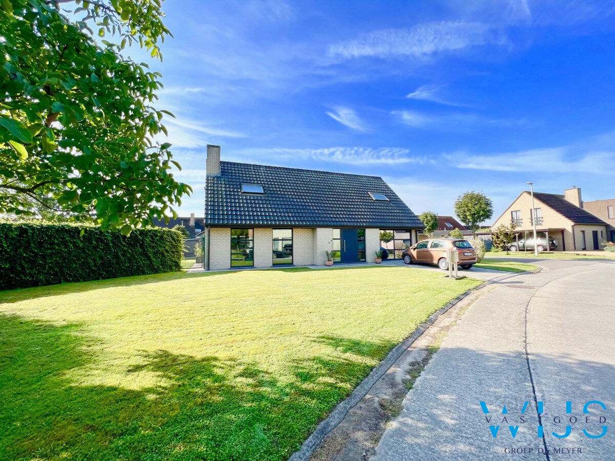 Stijlvolle alleenstaande woning te Ertvelde/ Rieme 